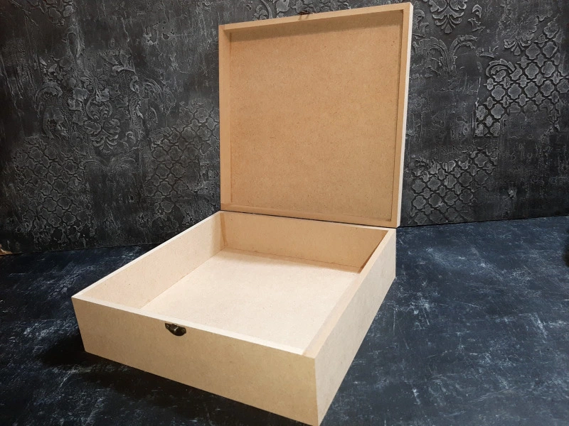 جعبه چوبی خام بدون تقسیم‌بندی 