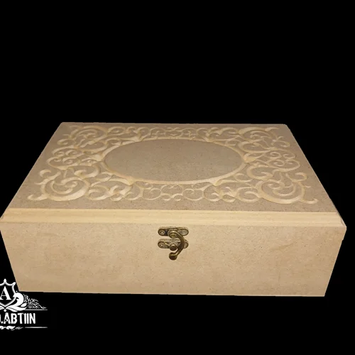 جعبه چوبی خام منبت 20در۳0 ارتفاع 10