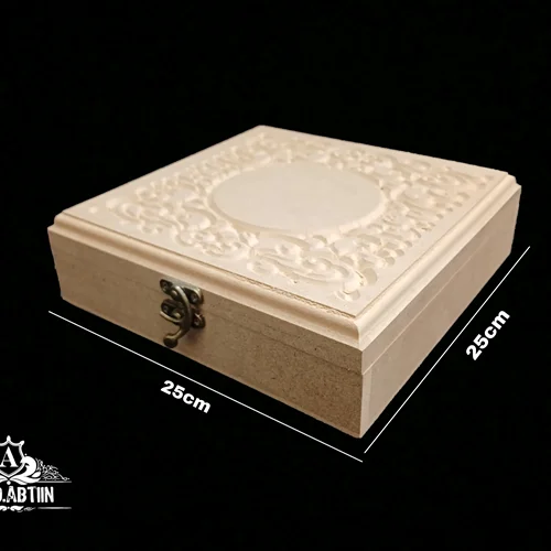 جعبه چوبی منبت خام 25در25 ارتفاع6