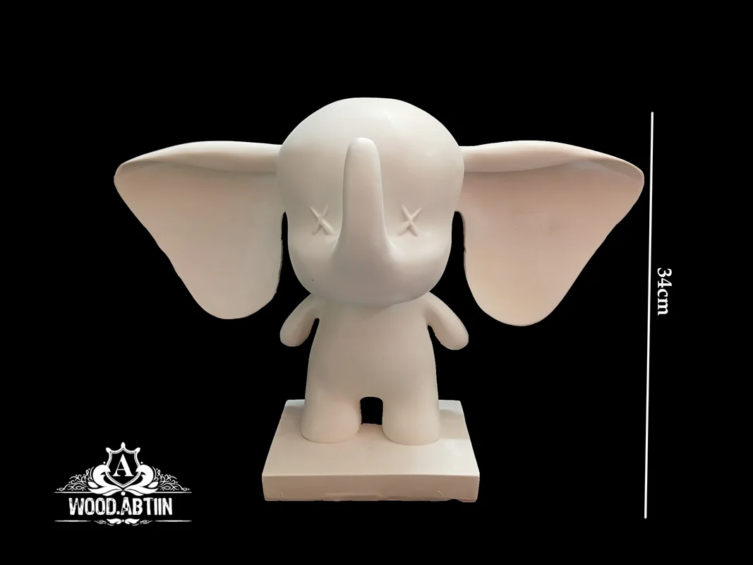 پلیاستر فیل ایستاده